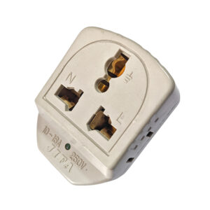 Enchufe / Adaptador universal